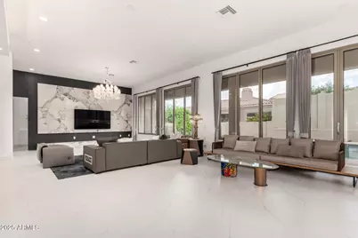 11312 E Greenway Road, Scottsdale, AZ 85255 - Photo 10