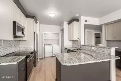 9820 N Central Avenue #130, Phoenix, AZ 85020 - Photo 1