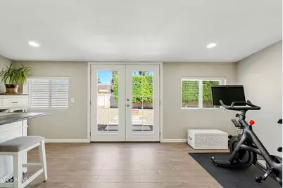 3052 E Lupine Avenue, Phoenix, AZ 85028 - Photo 10