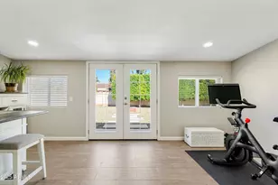 3052 E Lupine Ave, Phoenix, AZ 85028 - Photo 10