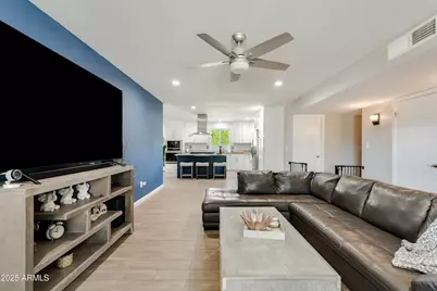 3052 E Lupine Avenue, Phoenix, AZ 85028 - Photo 4