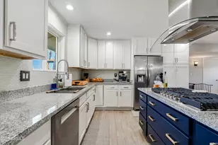 3052 E Lupine Ave, Phoenix, AZ 85028 - Photo 6