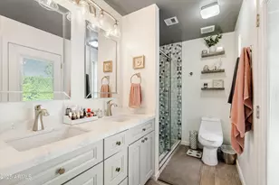 3052 E Lupine Ave, Phoenix, AZ 85028 - Photo 20