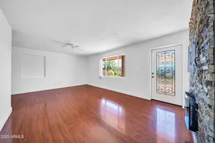 1448 E Royal Palm Rd, Phoenix, AZ 85020 - Photo 8