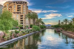 7181 E Camelback Rd, Scottsdale, AZ 85251 - Photo 30