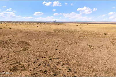 1 N 6121 -- #B, Saint Johns, AZ 85936 - Photo 16