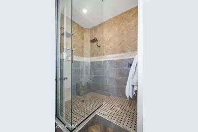 10302 S 16th Avenue, Phoenix, AZ 85041 - Photo 48