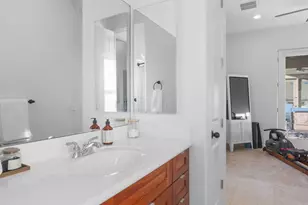 10302 S 16th Ave, Phoenix, AZ 85041 - Photo 40