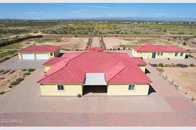 24235 W Pinnacle Vista Lane, Wittmann, AZ 85361 - Photo 8