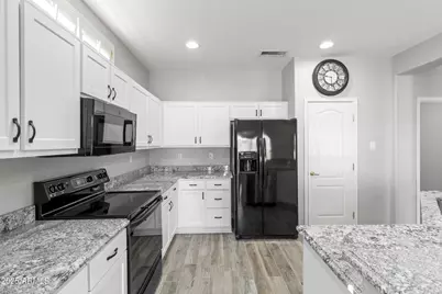 16536 W Rock Springs Lane, Surprise, AZ 85374 - Photo 8