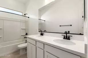 10935 N 164th Ct, Surprise, AZ 85388 - Photo 14