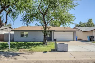 9641 N 35th Ln, Phoenix, AZ 85051 - Photo 1