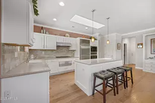 19925 N Half Moon Dr, Surprise, AZ 85374 - Photo 16