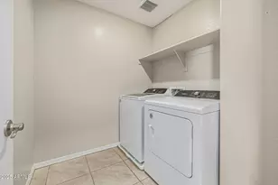 8046 W Agora Ln, Phoenix, AZ 85043 - Photo 24