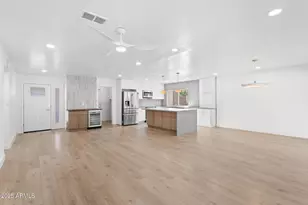 5330 E Tierra Buena Ln, Scottsdale, AZ 85254 - Photo 6