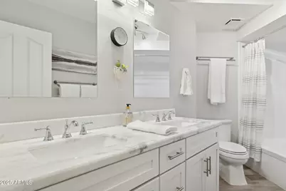 5104 N 32nd Street #218, Phoenix, AZ 85018 - Photo 10