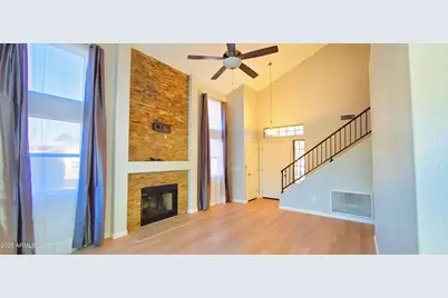 13874 N 91st Drive, Peoria, AZ 85381 - Photo 2