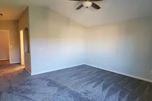 13874 N 91st Dr, Peoria, AZ 85381 - Photo 8