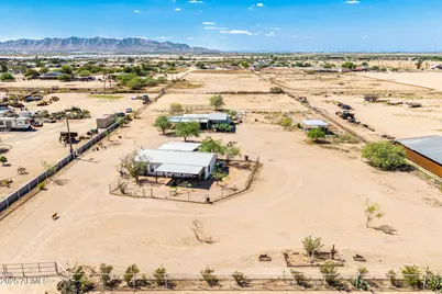 1061 S Toltec Buttes Road, Casa Grande, AZ 85194 - Photo 1