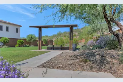 2041 E Fallen Leaf Lane, Phoenix, AZ 85024 - Photo 30