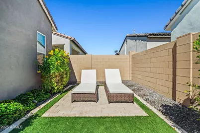 11217 N Blakely Street, Surprise, AZ 85388 - Photo 28