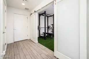 325 E Coronado Rd, Phoenix, AZ 85004 - Photo 24