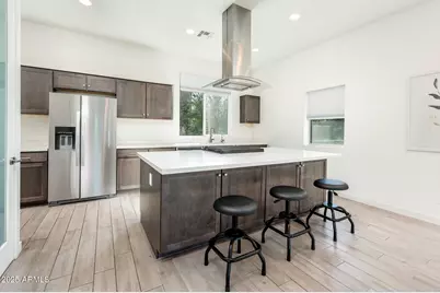 325 E Coronado Road #13, Phoenix, AZ 85004 - Photo 6