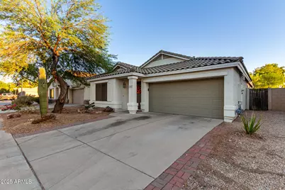 16693 W Moreland Street, Goodyear, AZ 85338 - Photo 4