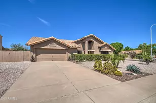 8852 S Ash Ave, Tempe, AZ 85284 - Photo 2