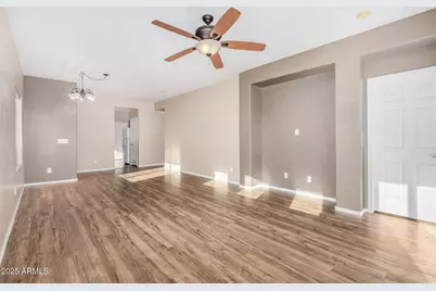 26189 W Runion Drive, Buckeye, AZ 85396 - Photo 10