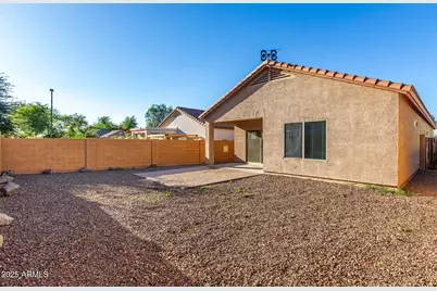 26189 W Runion Drive, Buckeye, AZ 85396 - Photo 34