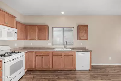 26189 W Runion Drive, Buckeye, AZ 85396 - Photo 14