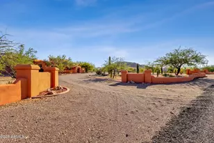 8514 S Dysart Rd, Goodyear, AZ 85338 - Photo 6