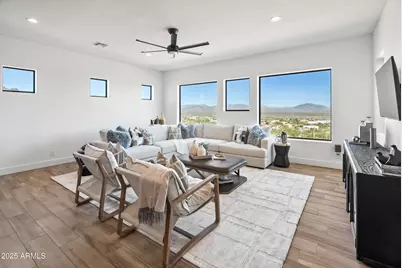 33219 N 7th Place, Phoenix, AZ 85085 - Photo 10