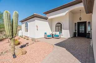 33219 N 7th Pl, Phoenix, AZ 85085 - Photo 2