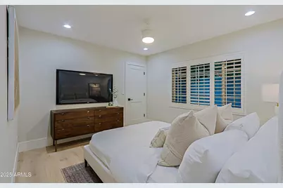 18 W Kaler Drive, Phoenix, AZ 85021 - Photo 50