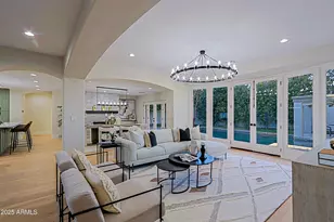 18 W Kaler Dr, Phoenix, AZ 85021 - Photo 22