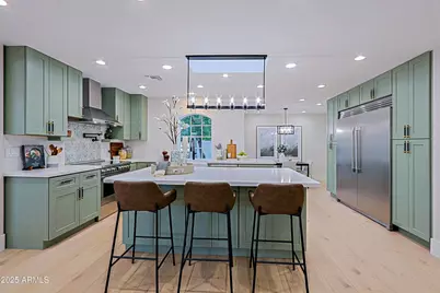 18 W Kaler Drive, Phoenix, AZ 85021 - Photo 6