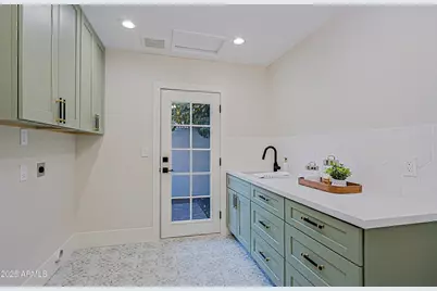 18 W Kaler Drive, Phoenix, AZ 85021 - Photo 70