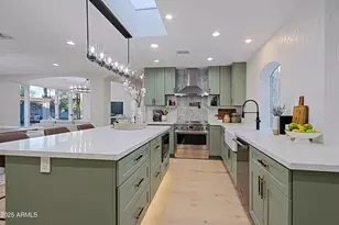 18 W Kaler Dr, Phoenix, AZ 85021 - Photo 8