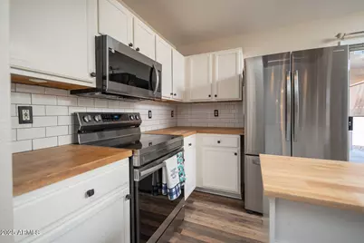 4718 N 92nd Avenue, Phoenix, AZ 85037 - Photo 2