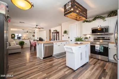 4718 N 92nd Avenue, Phoenix, AZ 85037 - Photo 2