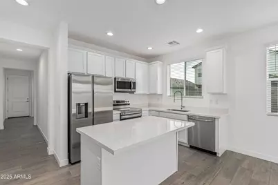 305 E Leland Road, San Tan Valley, AZ 85140 - Photo 6