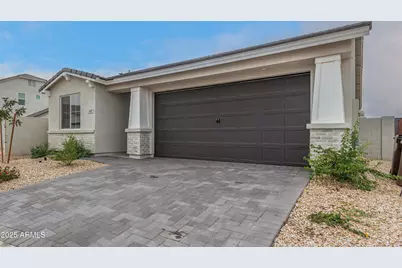 305 E Leland Road, San Tan Valley, AZ 85140 - Photo 2