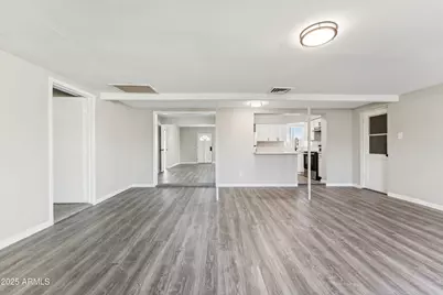 2160 E Corona Avenue, Phoenix, AZ 85040 - Photo 4