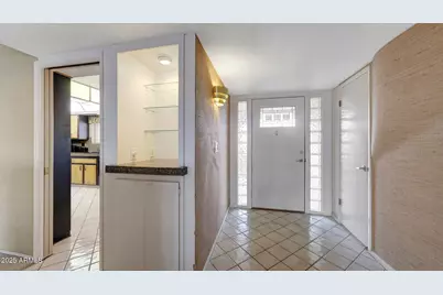 9923 W Camden Avenue, Sun City, AZ 85351 - Photo 10