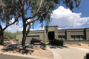 6141 N 34th Pl, Paradise Valley, AZ 85253 - Photo 1