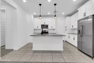 4077 S Sabrina Dr, Chandler, AZ 85248 - Photo 6