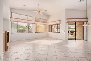 17806 N Becke Ln, Surprise, AZ 85374 - Photo 18