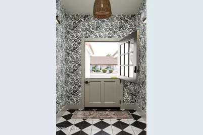 5720 E Marilyn Road, Scottsdale, AZ 85254 - Photo 2